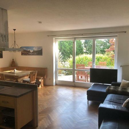 Ferienwohnung Messewohnung Muenchen Ost Forstern Bagian luar foto