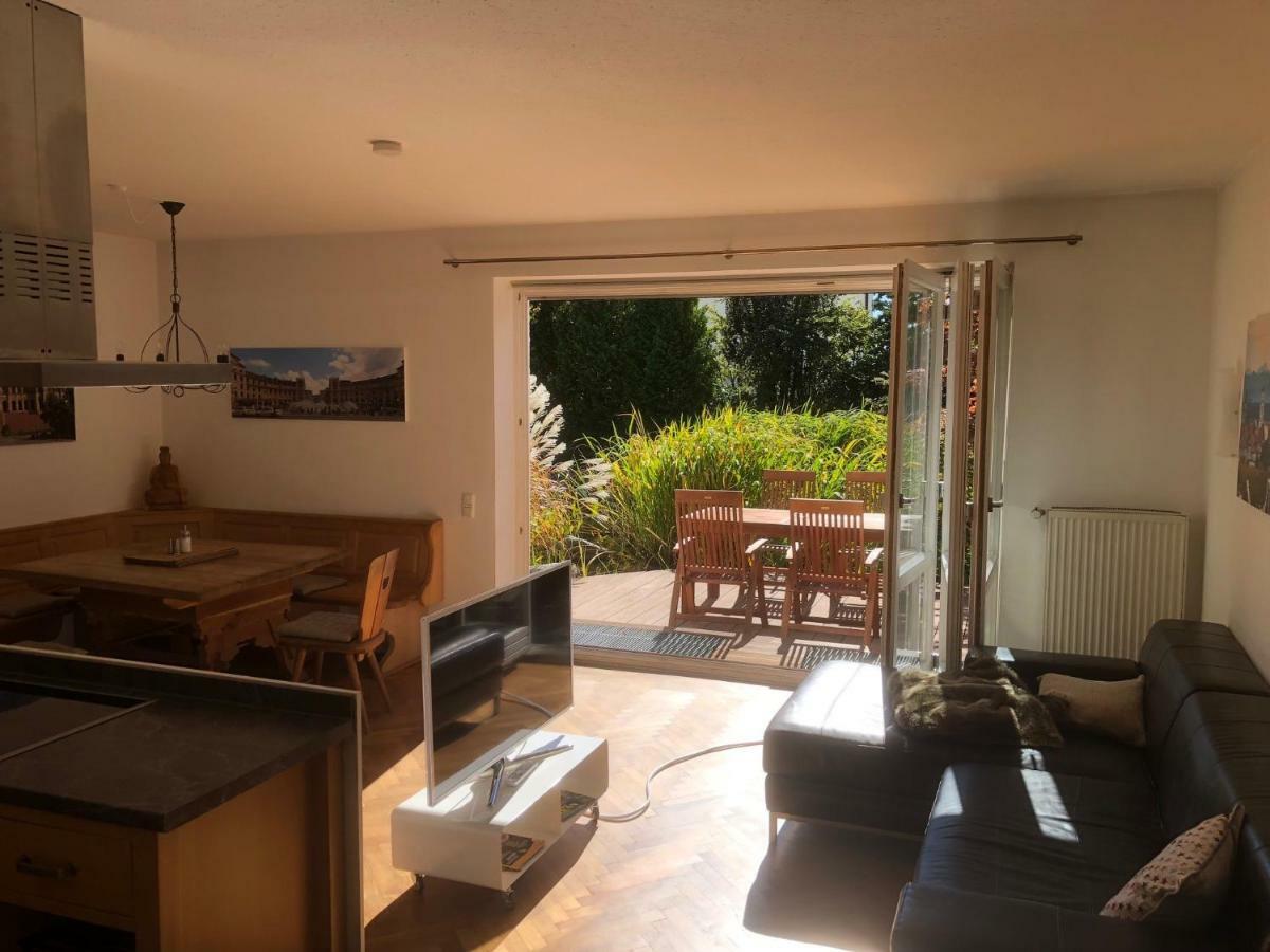 Ferienwohnung Messewohnung Muenchen Ost Forstern Bagian luar foto