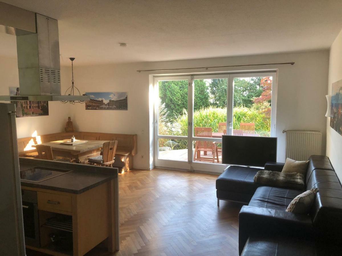 Ferienwohnung Messewohnung Muenchen Ost Forstern Bagian luar foto